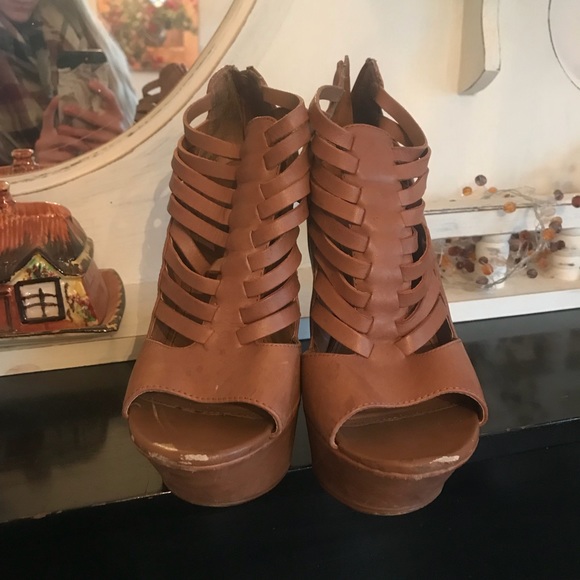 Summer Wedge Sandals - Picture 3 of 3